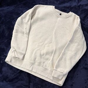 Women’s Crewneck Sweatshirt in Cream